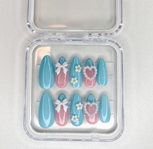 Bloom Nails