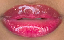 Load image into Gallery viewer, Sugar Plum Color-Changing Lip Gloss
