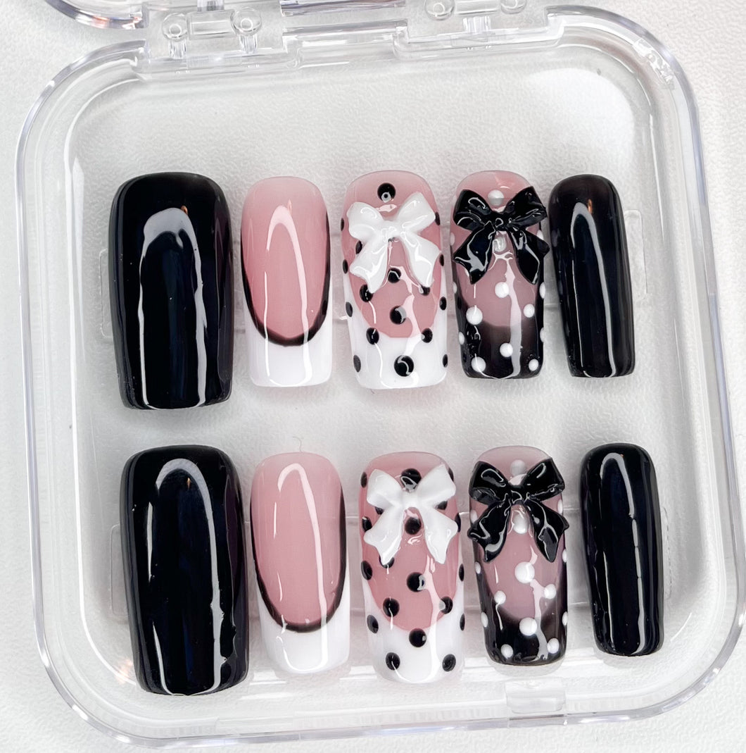B&W Nails
